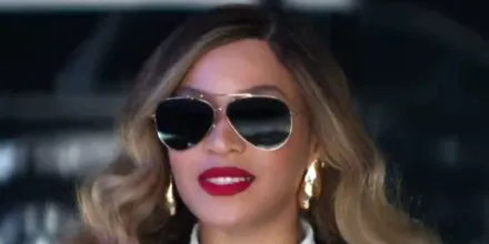 Ray-Ban Aviator Reverse RB R0101S 001/VR - As Seen on Beyonce