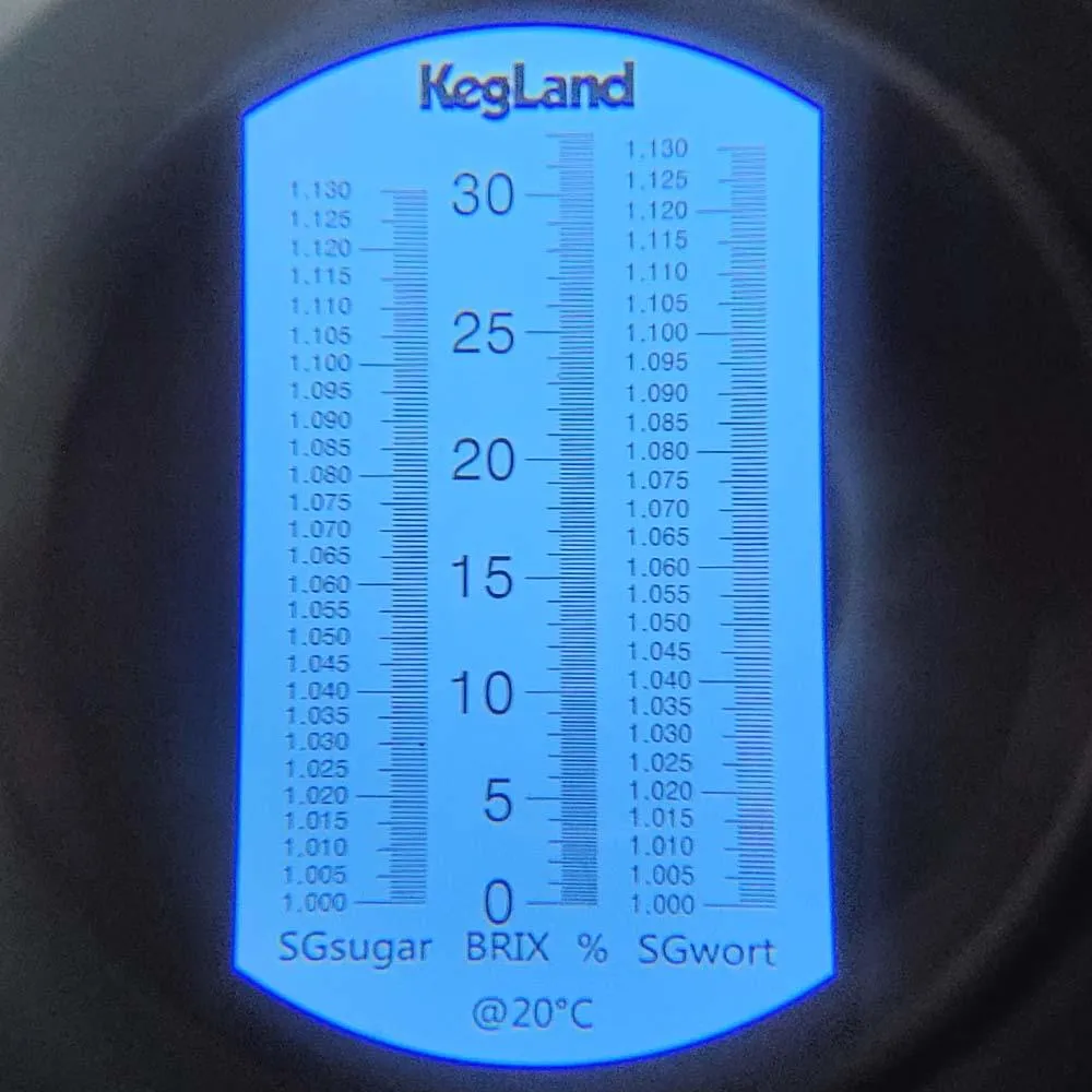 Saber LED Refractometer - Water Resistant  - Three Scale (incl Case, Charging Cable)